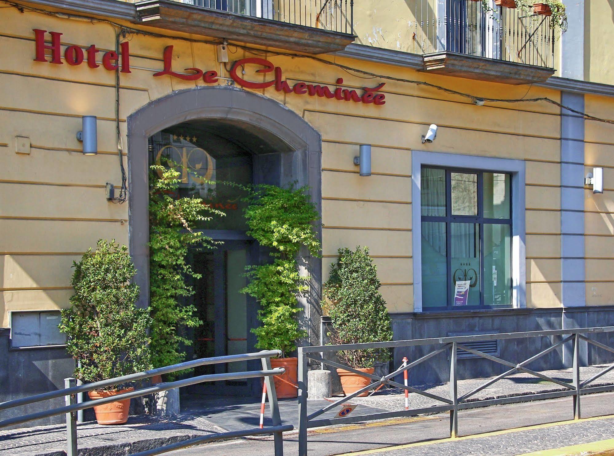 Le Cheminee Business Hotel Napoli Exteriér fotografie